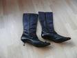 £5 - LADIES BLACK leather 3/4 boots.
