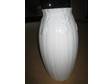 £5 - LARGE URN shaped vase in